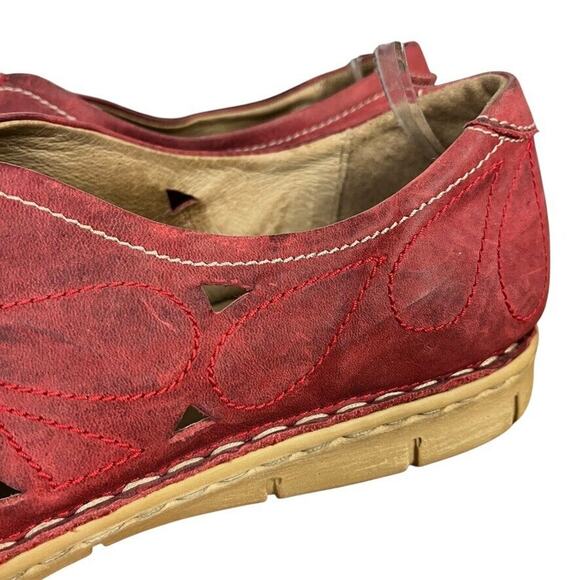 Josef Seibel Womens Red Leather Flats Slip On Cut Outs Loafers Shoes 41 10 10.5 - Picture 9 of 16